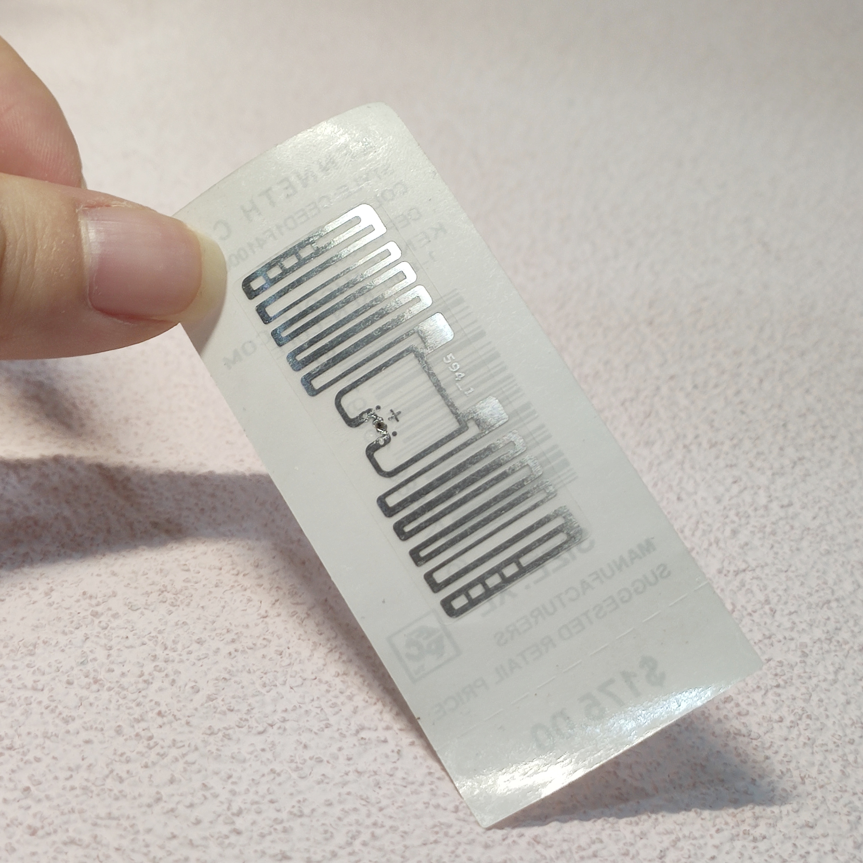 Supermarket Professional Apparel RFID Tags For Cost Management